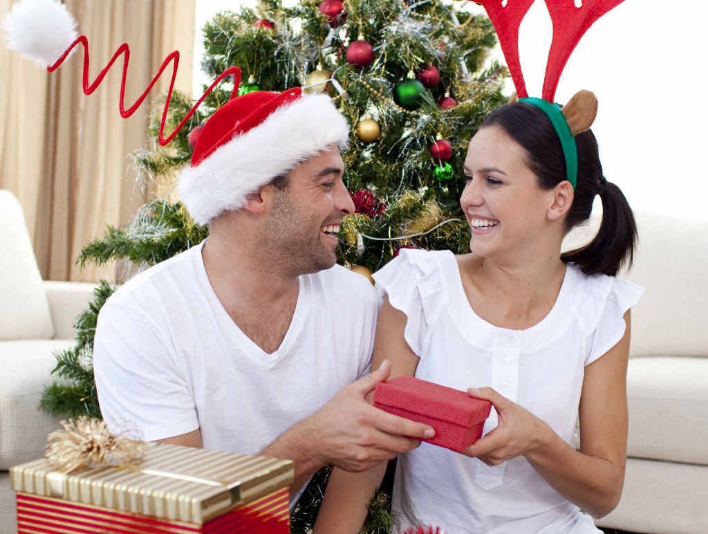 Settling on gifts for dads and husbands can be quite an exhausting exercise. Settling on gifts for dads and husbands can be quite an exhausting exercise.